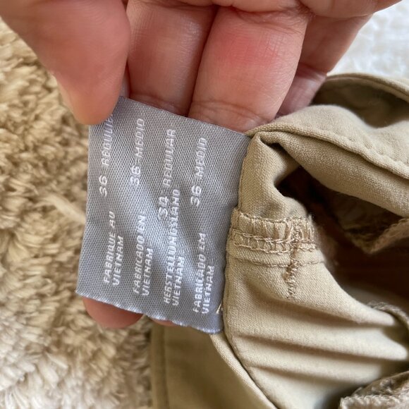 Columbia Omni-Shield Womens Sz 4 Tan Convertible Nylon Hiking Pants Lightweight - Picture 6 of 16